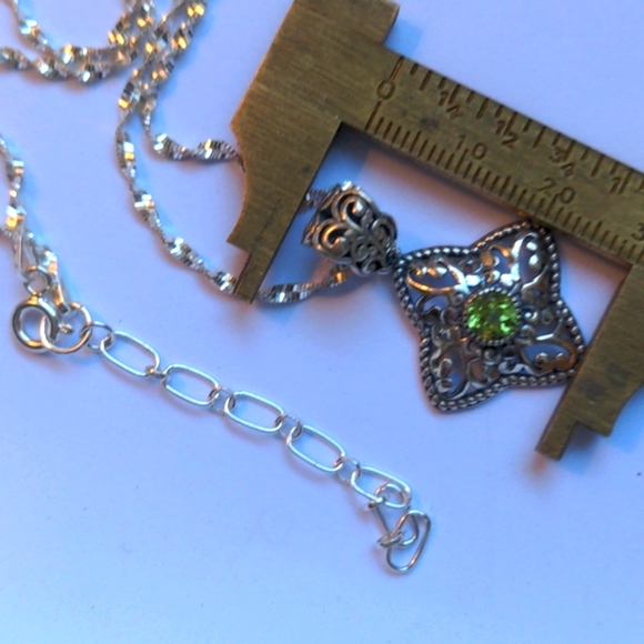 Sterling peridot set Necklace and earrings. New Handcrafted filagree. 18" Box - Picture 2 of 4